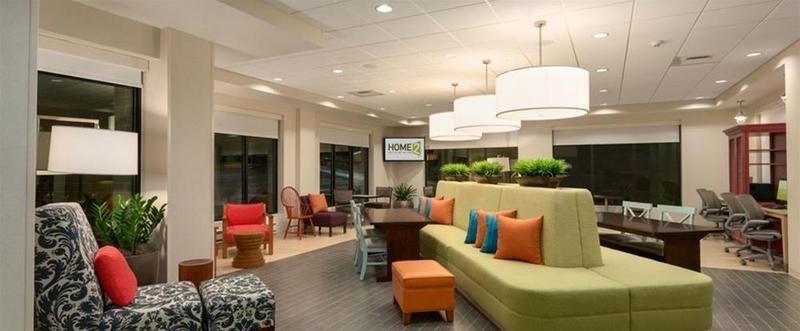 Home2 By Hilton East Hurstbourne 3*